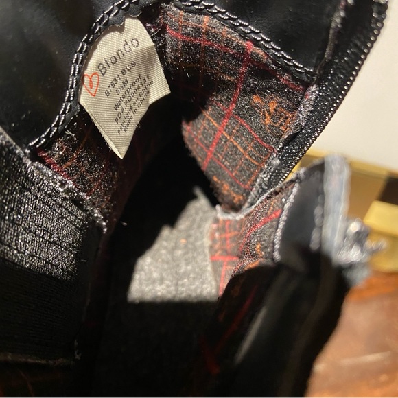 Blondo Black Ankle Boots - Picture 7 of 10